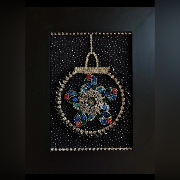 Framed Jewelry Art Christmas Tree Ornament - Picture 1 of 8